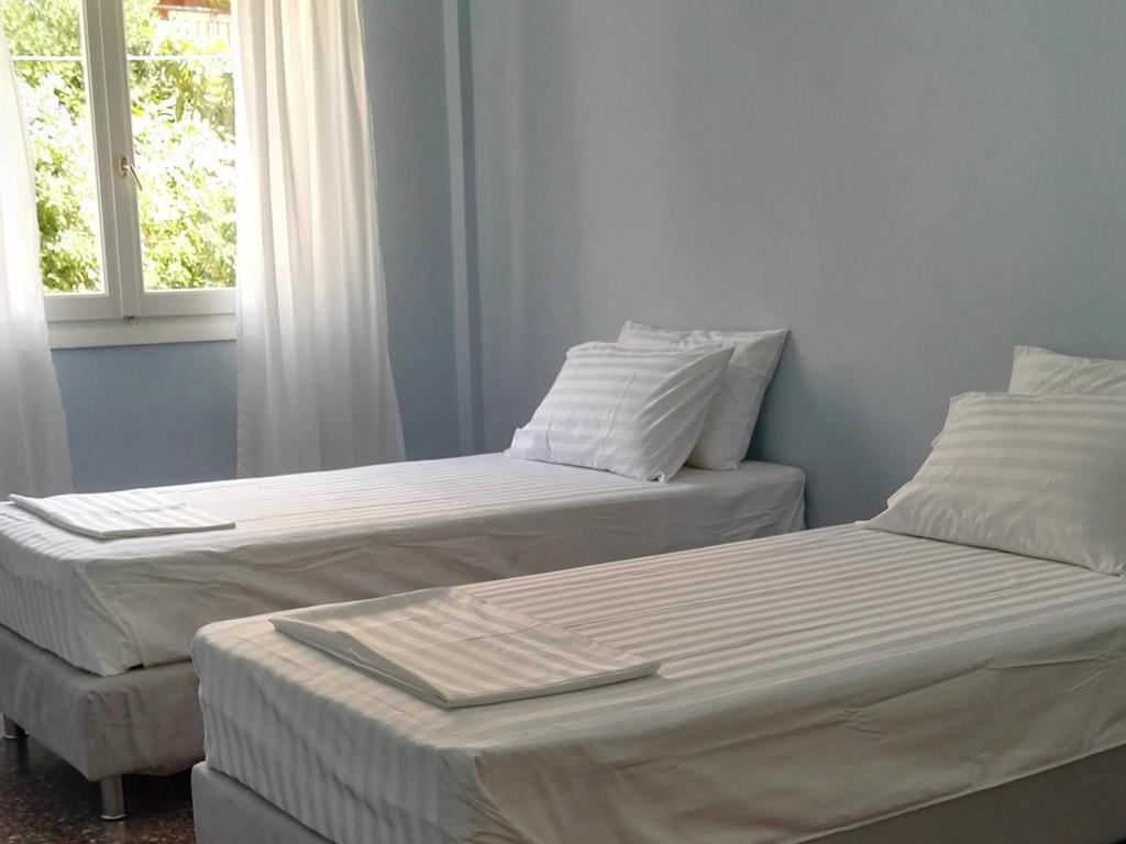 Paris Spacious Beach Apartment Λουτράκι Εξωτερικό φωτογραφία